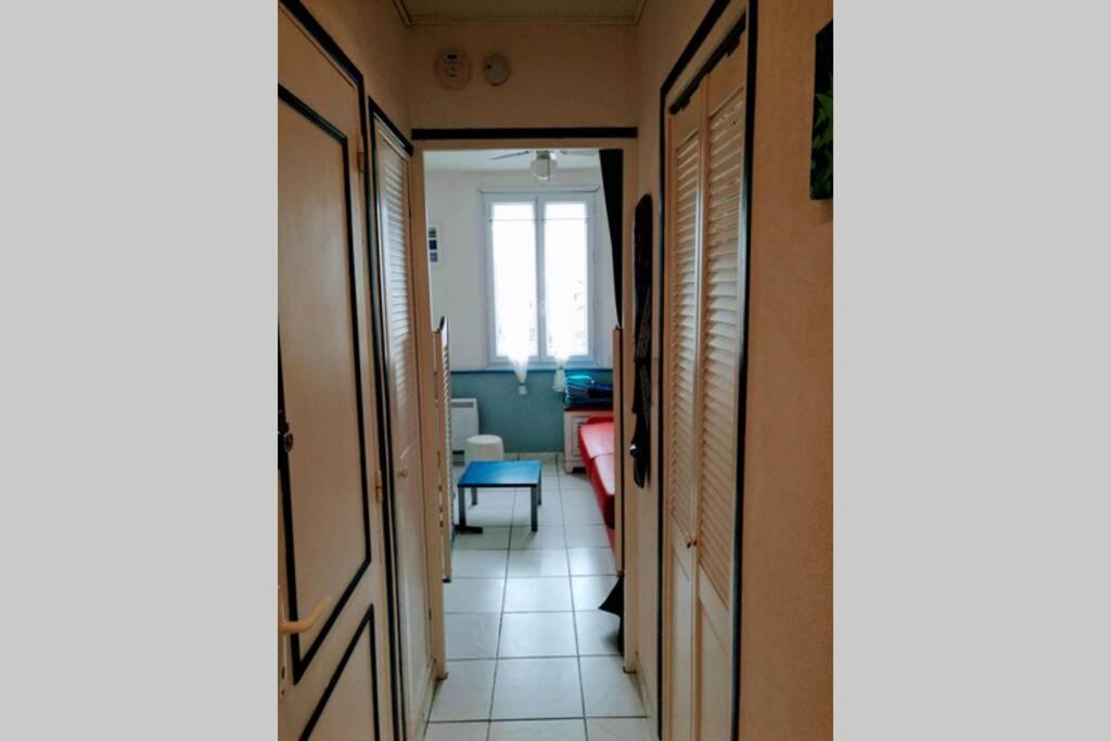 Le Tribord - F2 duplex avec balcon à 30 m de la plage Palavas-les-Flots Extérieur photo