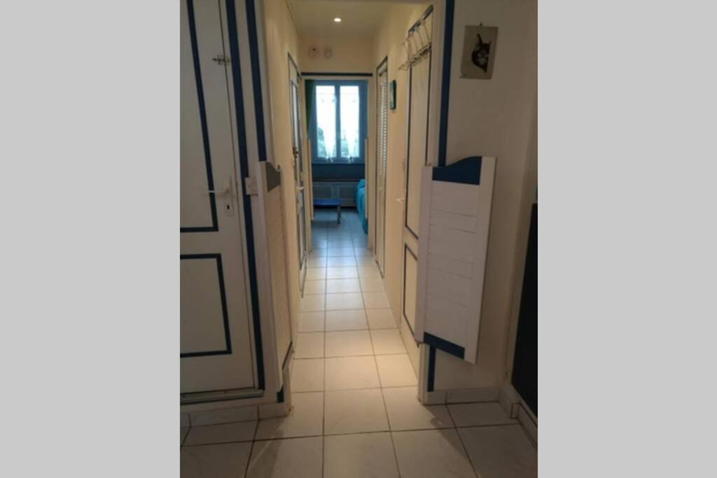 Le Tribord - F2 duplex avec balcon à 30 m de la plage Palavas-les-Flots Extérieur photo
